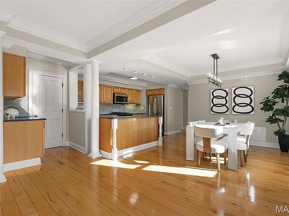 4th image of 116 N Central Ave APT 3S