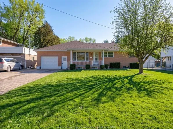 651 Morand St, Windsor, ON N9G 1J1