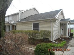 3421 Crooks Rd #1, Royal Oak, MI 48073