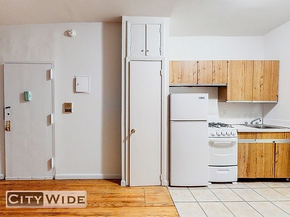 2nd image of 322 E 89th St APT 2D