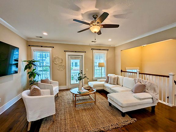 5th image of 1880 Carolina Towne Ct