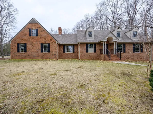 113 Merrywood Dr, Forest, VA 24551