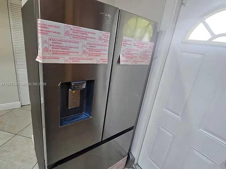 5151 W Oakland Park Blvd #303 — Photo 14