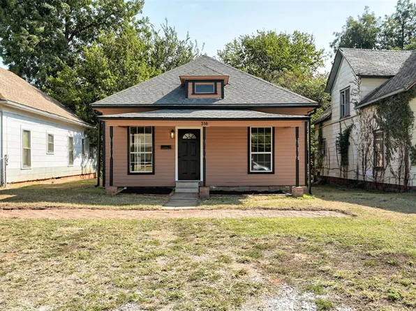 316 N 11th St, Guthrie, OK 73044