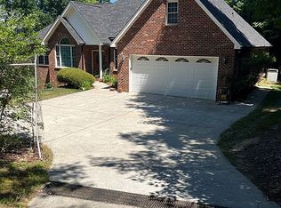 7545 Rabbit Cir, Denver, NC 28037