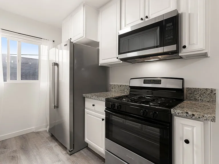 (Sr/Eu/Yo:B) 3280 Provon Lane — Photo 10