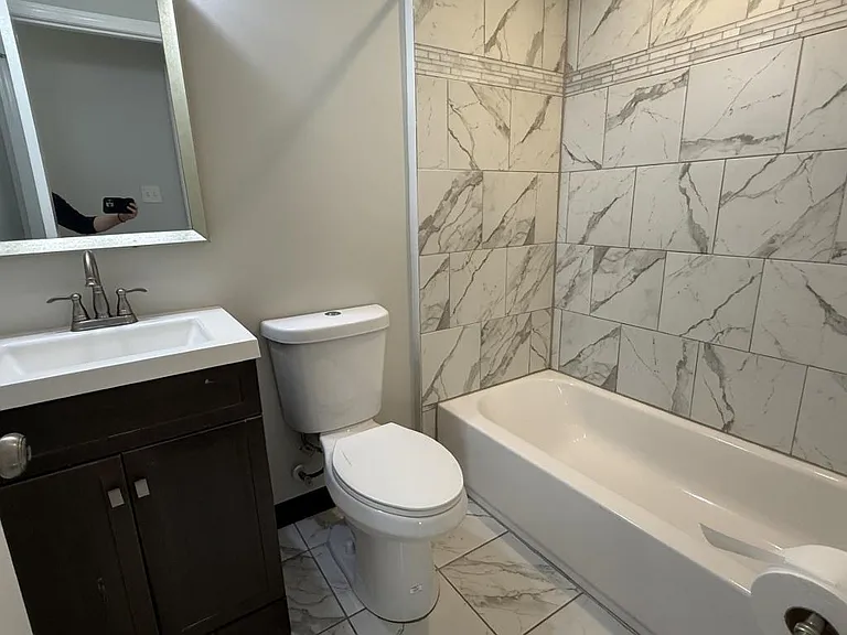 6189 Northwood Dr #2 — Photo 20
