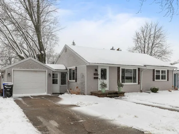 1007 W Glendale Ave, Appleton, WI 54914