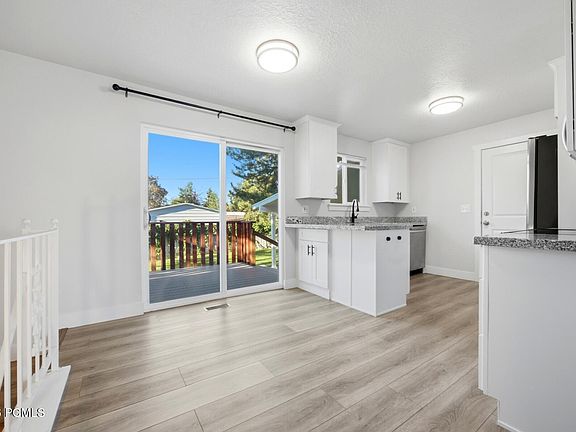 5th image of 1447 E Mulberry Way