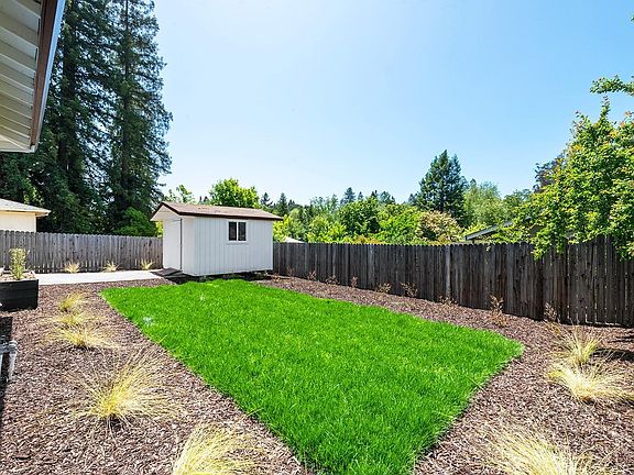 3rd image of 7570 Mirabel Road