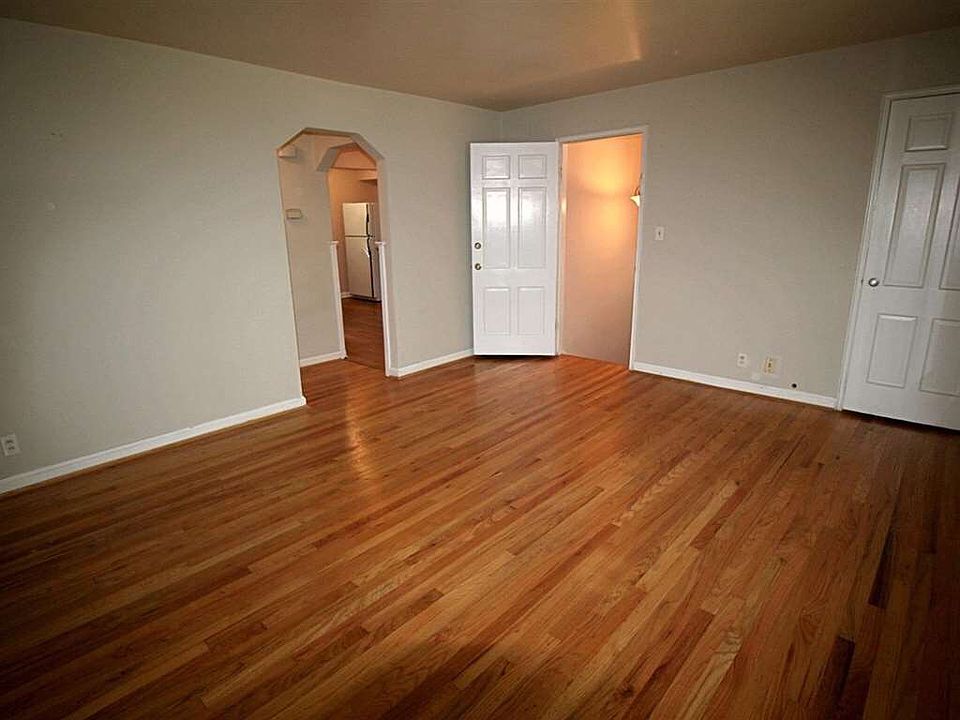 1st image of 6143 Benneville St