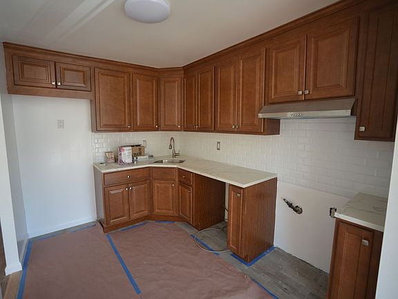 2nd image of 23-19 41st St #2