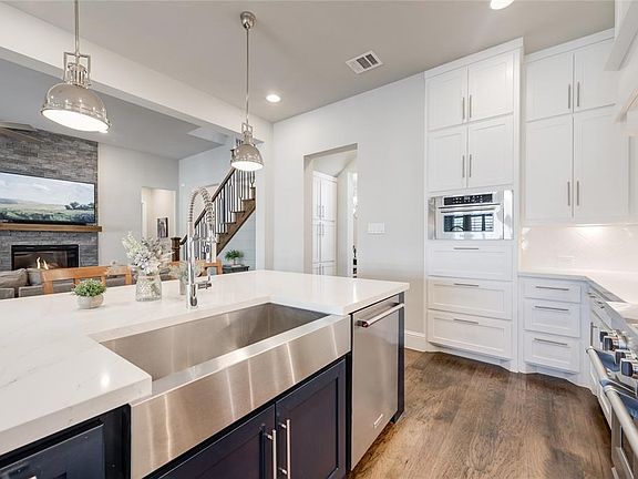 4th image of 503 Fisher Dr