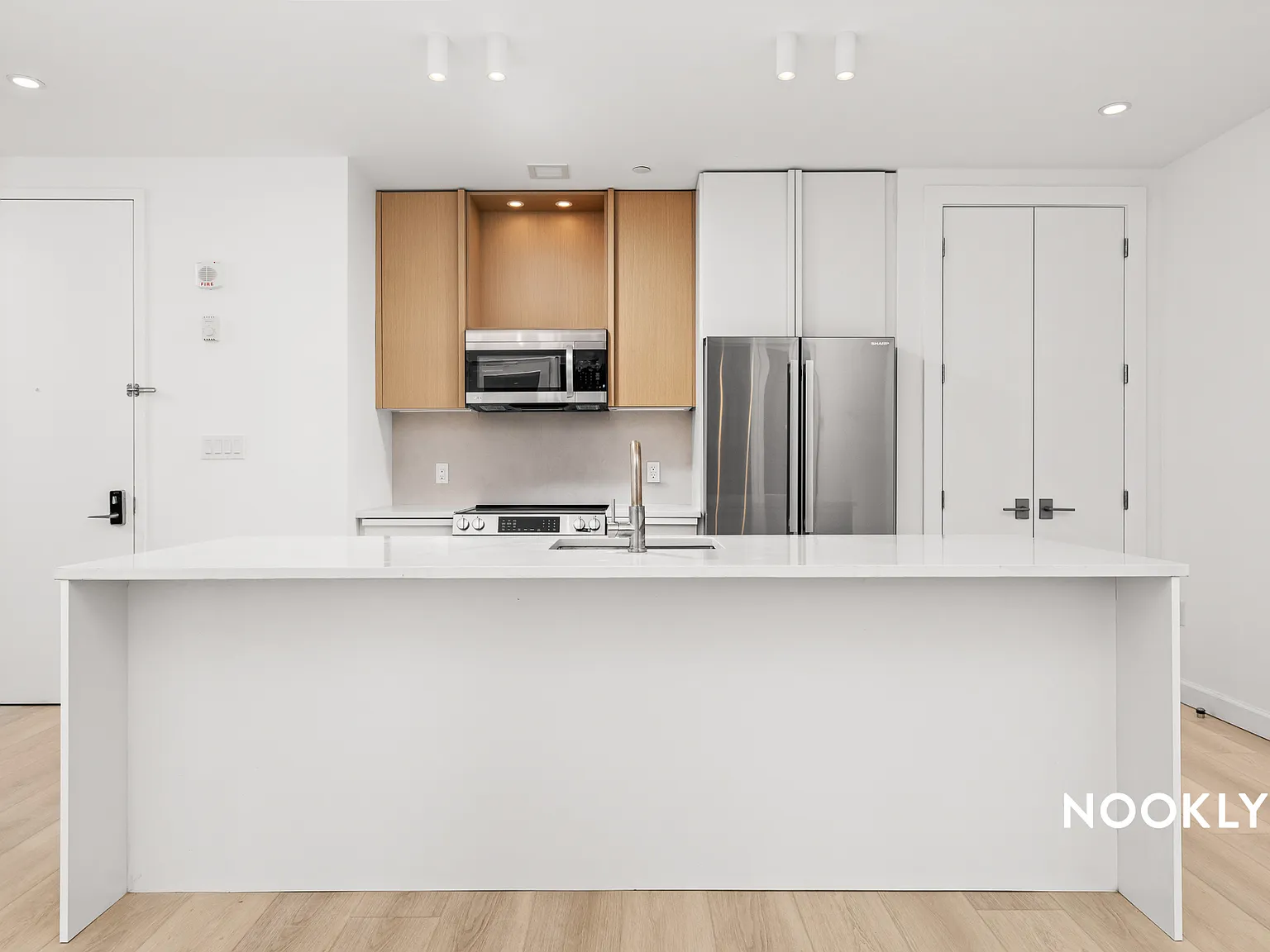 26-04 Jackson Avenue — Photo 2