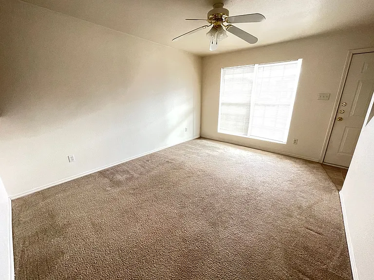 4411 Jeff Scott — Photo 3