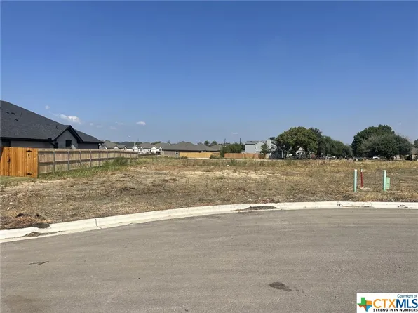 3820 Poteet Ct, Temple, TX 76504