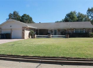 3500 Woodvale Dr, Midwest City, OK 73110
