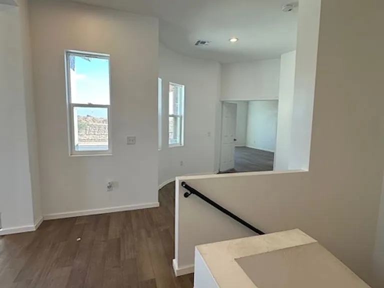 5022 S 35th Ave — Photo 36