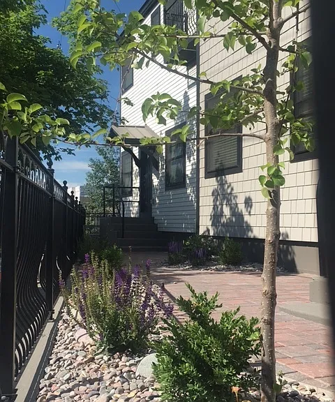 534 E Front St — Photo 14