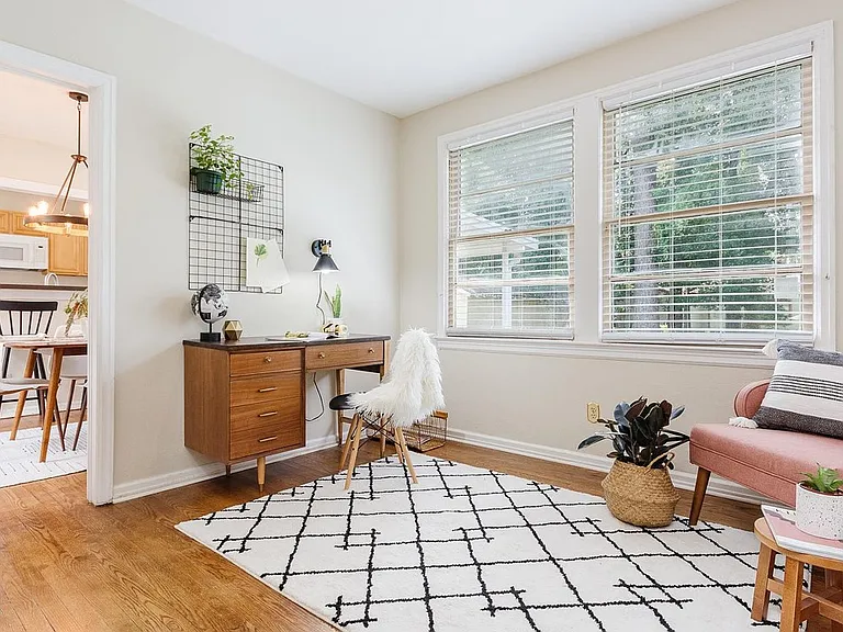 4832 French St — Photo 11