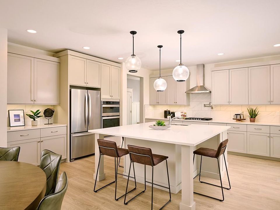 Beautiful kitchen with ample counter space
