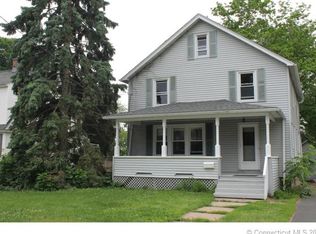 24 Strong St, Manchester, CT 06042