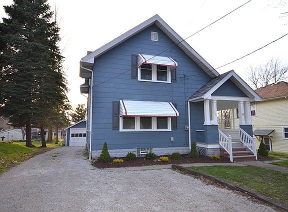 2nd image of 306 The Brooklands Ave