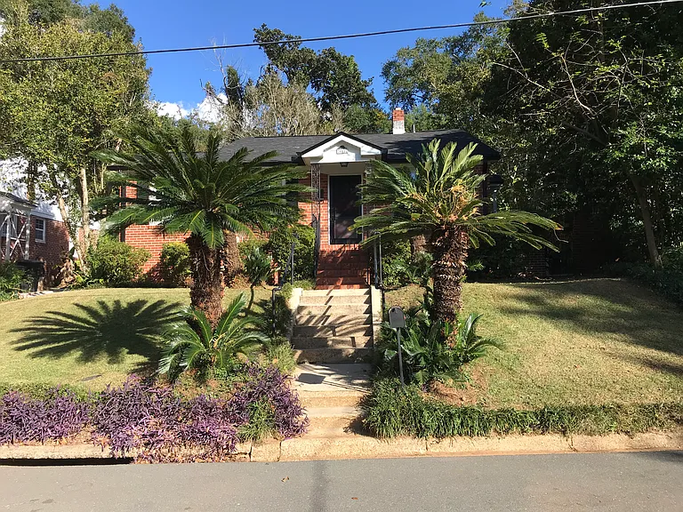 611 Gunter St — Photo 23
