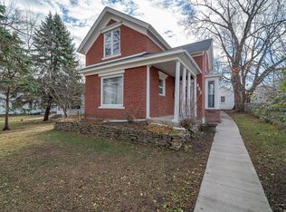 406 7th St E, Hastings, MN 55033