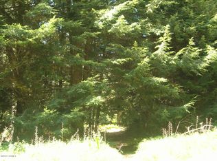 Mountain Rd, Benton, PA 17814