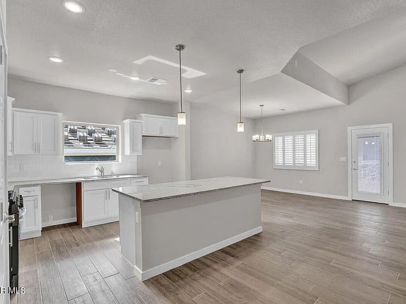 4th image of 700 Paseo Dulce Ave