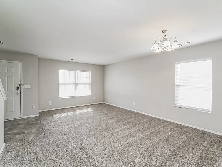 4405 Larkhaven Village Dr — Photo 7
