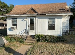 187 Hudson St, Newark, TX 76071