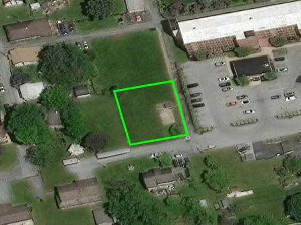 145 W Water St, Annville, PA 17003