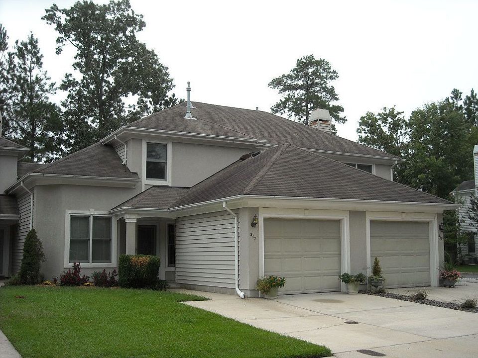 317 Esplanade Pl
