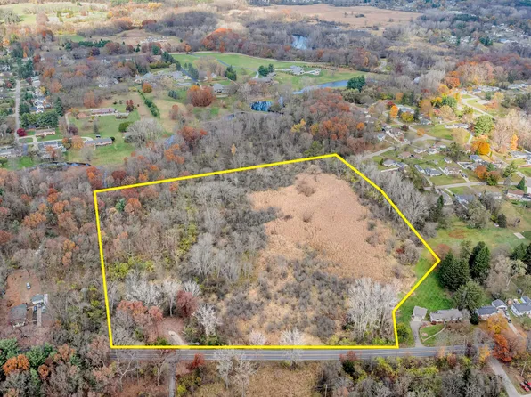 Hinckley Blvd, Jackson, MI 49203