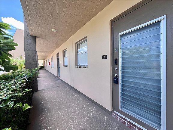 4th image of 9181 Sunrise Lakes Boulevard #104