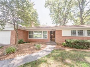 46 Carnation Dr, Belleville, IL 62221