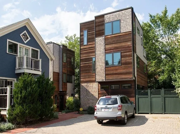 21 Winslow St #21, Cambridge, MA 02138
