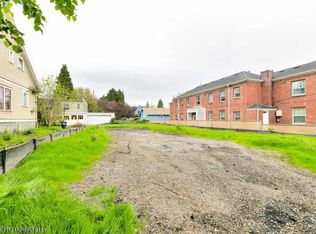 2105 NE Davis St, Portland, OR 97232