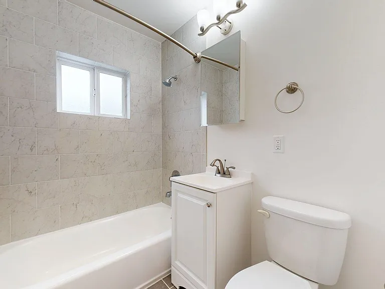 1490 Chestnut St #3 — Photo 10