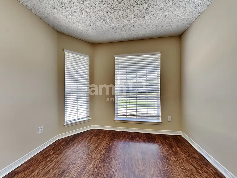 1288 W Summit Oaks Dr — Photo 8