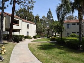 , Santa Ana, CA