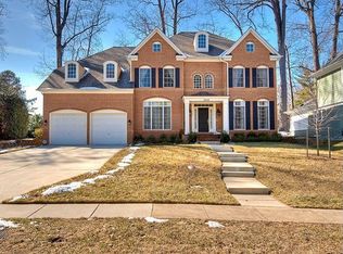 5206 Brookeway Dr, Bethesda, MD