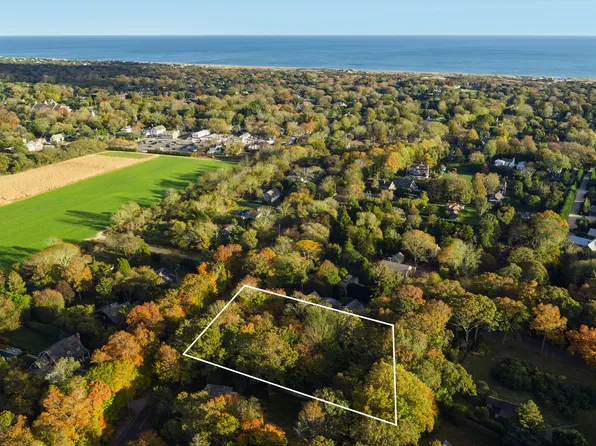 97 Windmill Ln, Amagansett, NY 11930