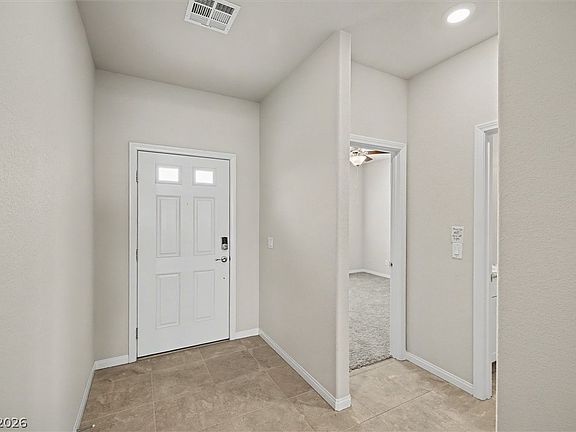 4th image of 182 E Hawk Ave