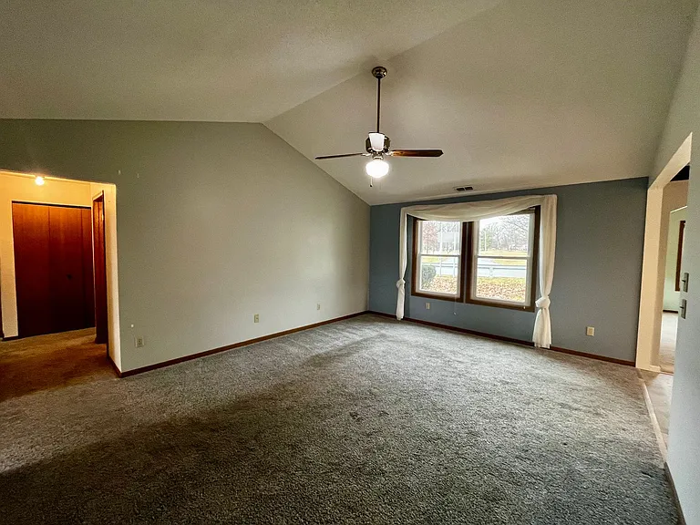 620 Copperfield Dr — Photo 15