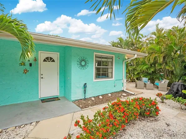 571 SAINT JUDES DRIVE #4, LONGBOAT KEY, FL 34228