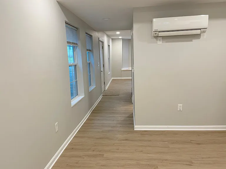 41 Grove St #41 — Photo 4