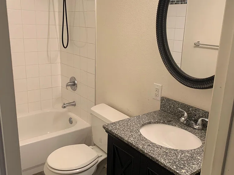 155 Kahle Dr #B — Photo 4